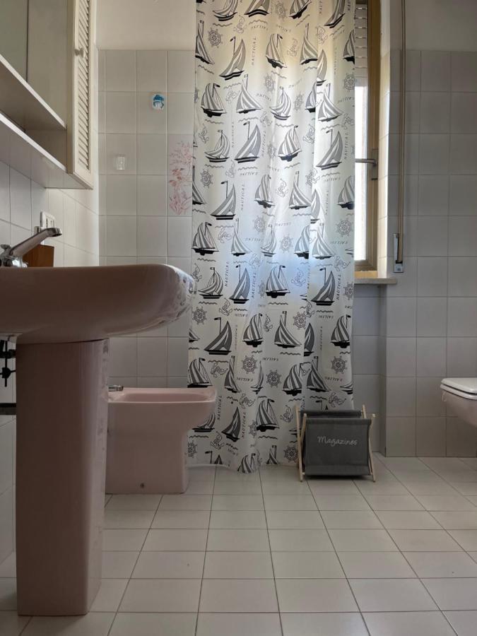 La Casetta Di Sasa Intero Appartamento เปสการา ภายนอก รูปภาพ